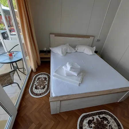 La Bungalowuri Homestay szállás *