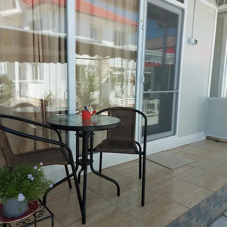 Homestay szállás La Bungalowuri *